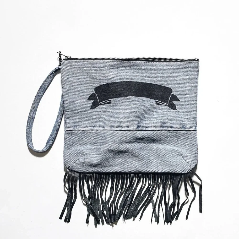ONE TEASPOON WESTERN VINT DENIM CLUTCH WITH FRINGE WRISTLET‎ STRAP